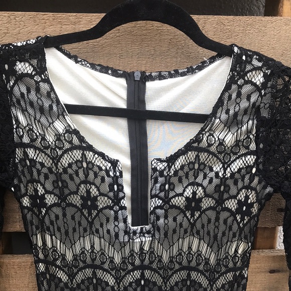 🌸 Lace black dress - Picture 2 of 8